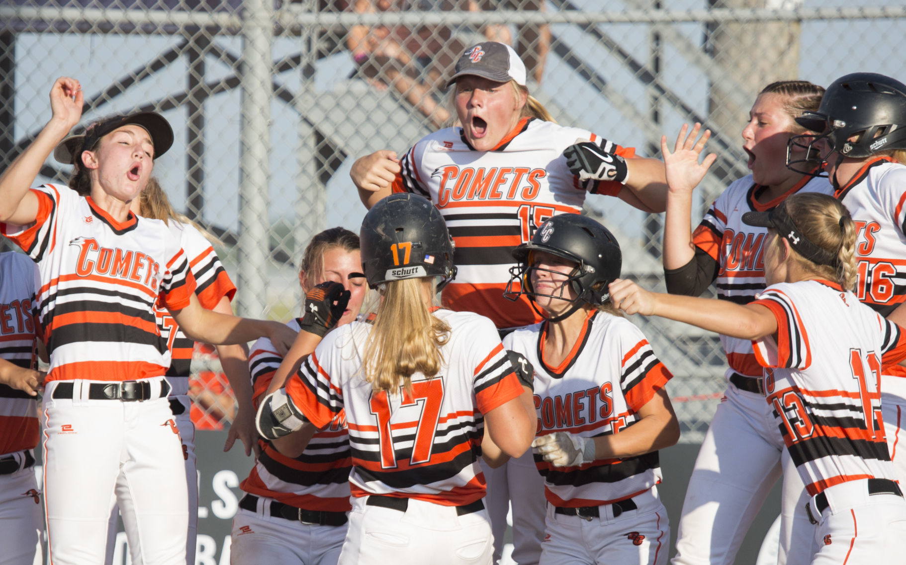072419-state-softball-charles-city-03